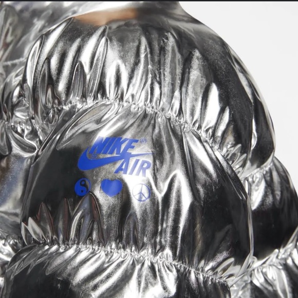 NWOTS. Nike Olivia X Kim Metallic Puffer Coat - Picture 4 of 8